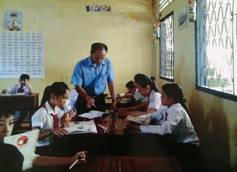 Thầy Kiều trong một giờ lên lớp (ảnh: BTC)