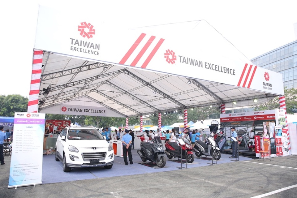 Những trợ thủ công nghệ đến từ Đài Loan cho các tín đồ thể thao tại HCMC RUN 2017 - 2