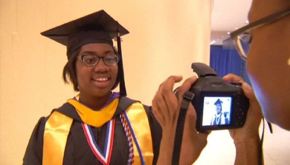 Dorothy Jean Tillman tốt nghiệp Đại học năm 12 tuổi. (Nguồn: WTEN/CNN)