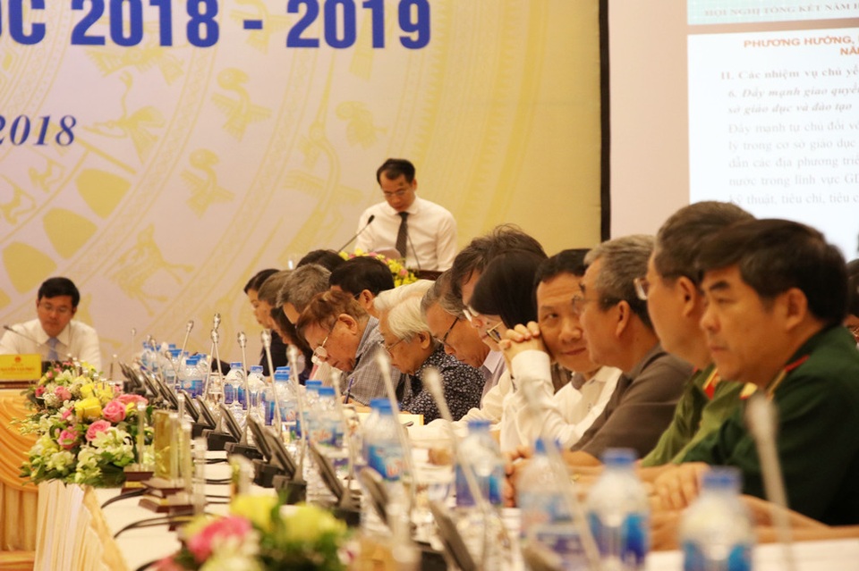Tinh giản biên chế giáo viên: “Không cắt máy móc 10%, giáo viên phải đủ” - Ảnh 3. Tinh giản biên chế giáo viên: “Không cắt máy móc 10%, giáo viên phải đủ” - Ảnh 3.