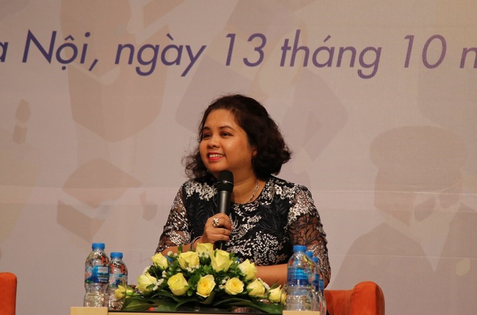 Định hướng nghề nghiệp thời 4.0: “Đừng lấy kiến thức, hiểu biết của người lớn áp đặt cho con” - 4 Bà Lê Tuệ Minh nhấn mạnh vai trò trang bị hành trang cho học sinh từ góc độ nhà quản lý giáo dục.