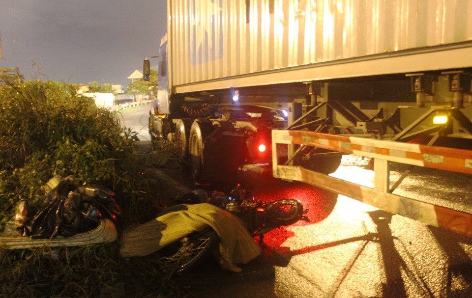 Vụ tai nạn làm 2 người phụ nữ tử vong tại chỗ.