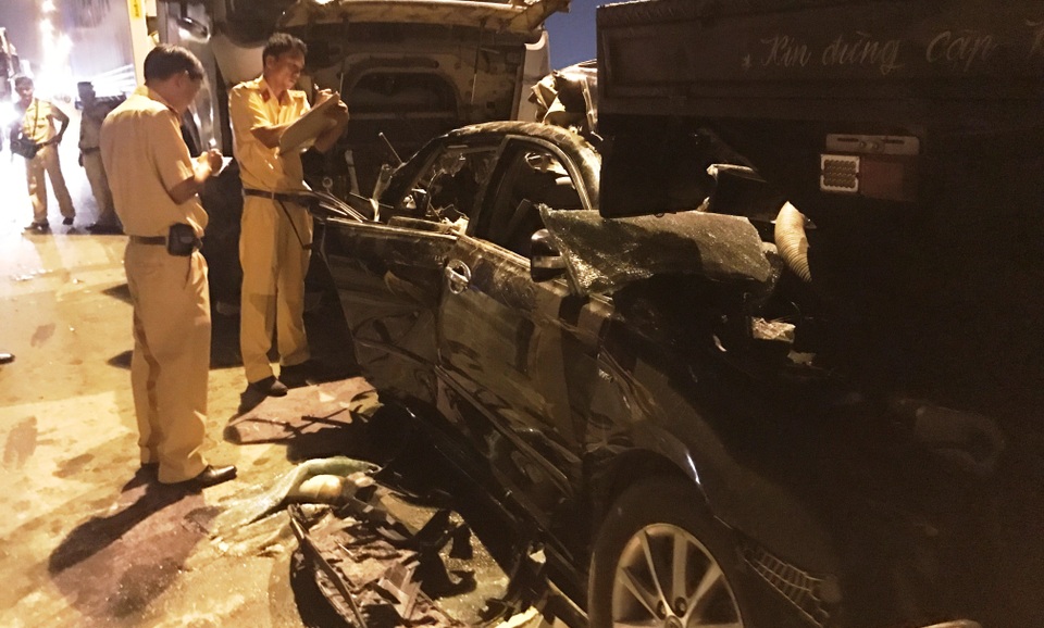 Hiện trường kinh hoàng vụ tai nạn giao thông liên hoàn trên cầu Phú Mỹ - 8