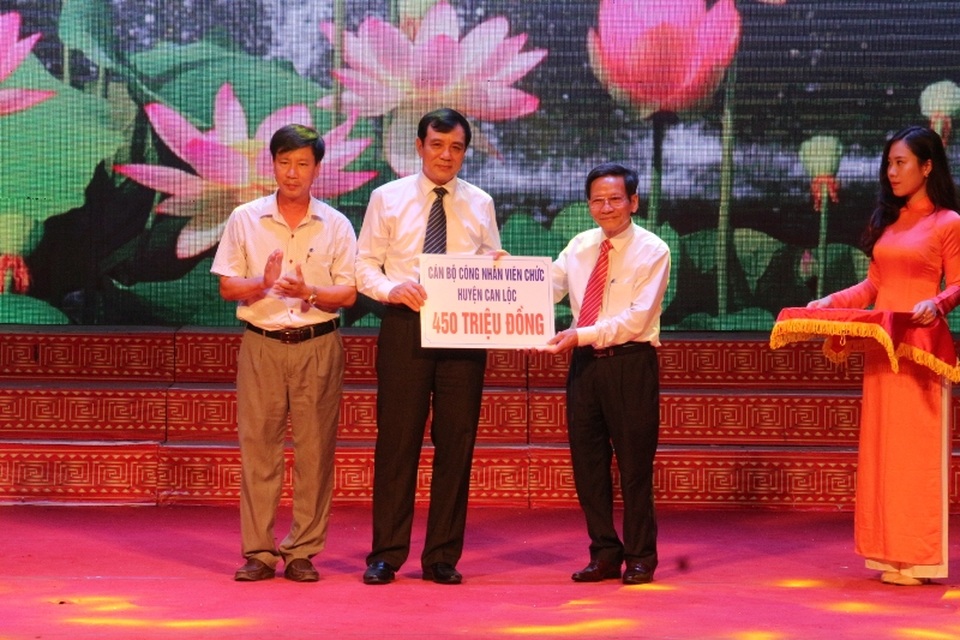 Trong buổi ra mắt, Qũy khuyến học, khuyến tài Nguyễn Du đã nhận được số tiền ủng hộ hơn 22,5 tỷ đồng.