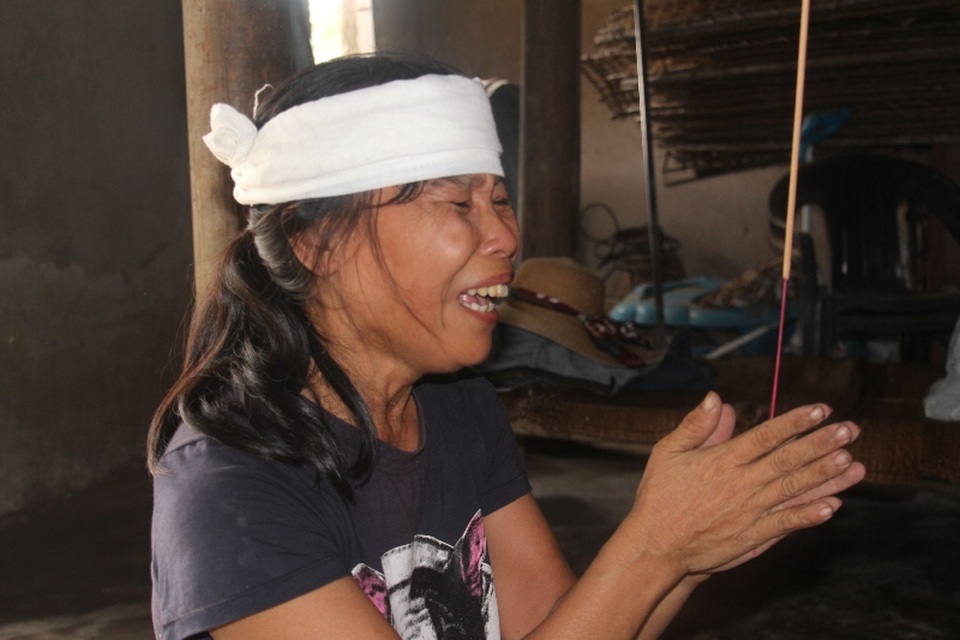 Bố mẹ ra đi để lại nỗi đau đớn trong lòng chị