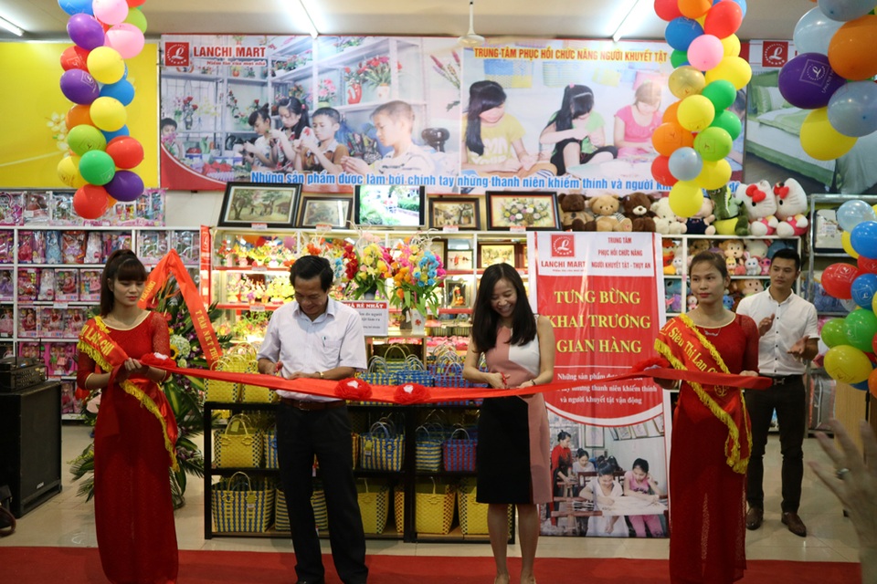 Tỏa sáng thương hiệu bằng hoạt động đồng hành cùng cộng đồng - 5 Tỏa sáng thương hiệu bằng hoạt động đồng hành cùng cộng đồng - 5