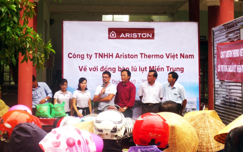 Ariston hỗ trợ đồng bào miền Trung sau cơn lũ kép - 2 Ariston hỗ trợ đồng bào miền Trung sau cơn lũ kép - 2