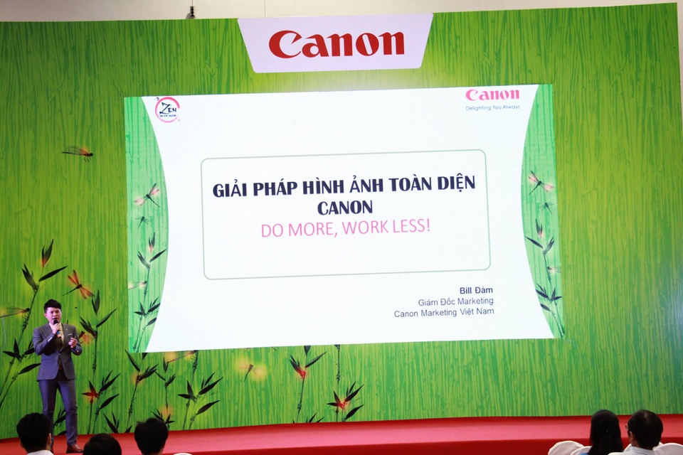 Ông Bill Đàm – Phó Tổng Giám Đốc Canon Marketing Việt Nam chia sẻ về giải pháp One Stop Solution