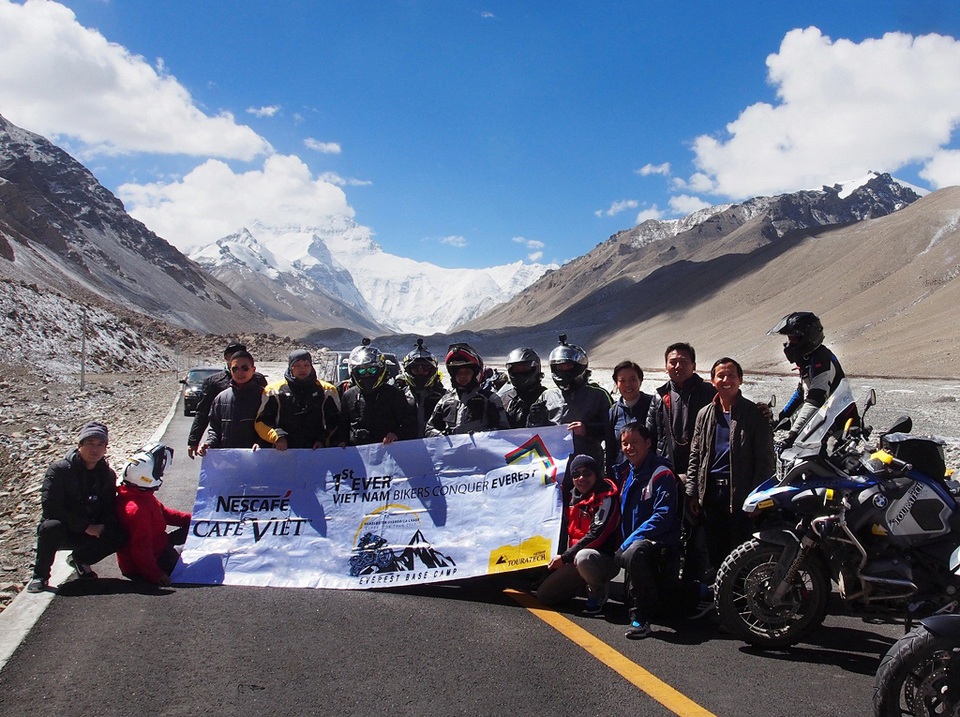 Tây Tạng và hành trình chinh phục “Nóc nhà thế giới” của 40 biker Việt - 1 Tây Tạng và hành trình chinh phục “Nóc nhà thế giới” của 40 biker Việt - 1