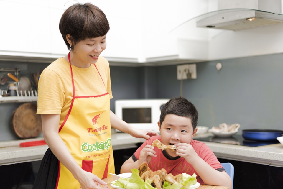 “Nhờ Tường An, chị nhận ra rằng khoảnh khắc bên người mình yêu thương qua những bữa cơm nhà là thực sự vô giá…”