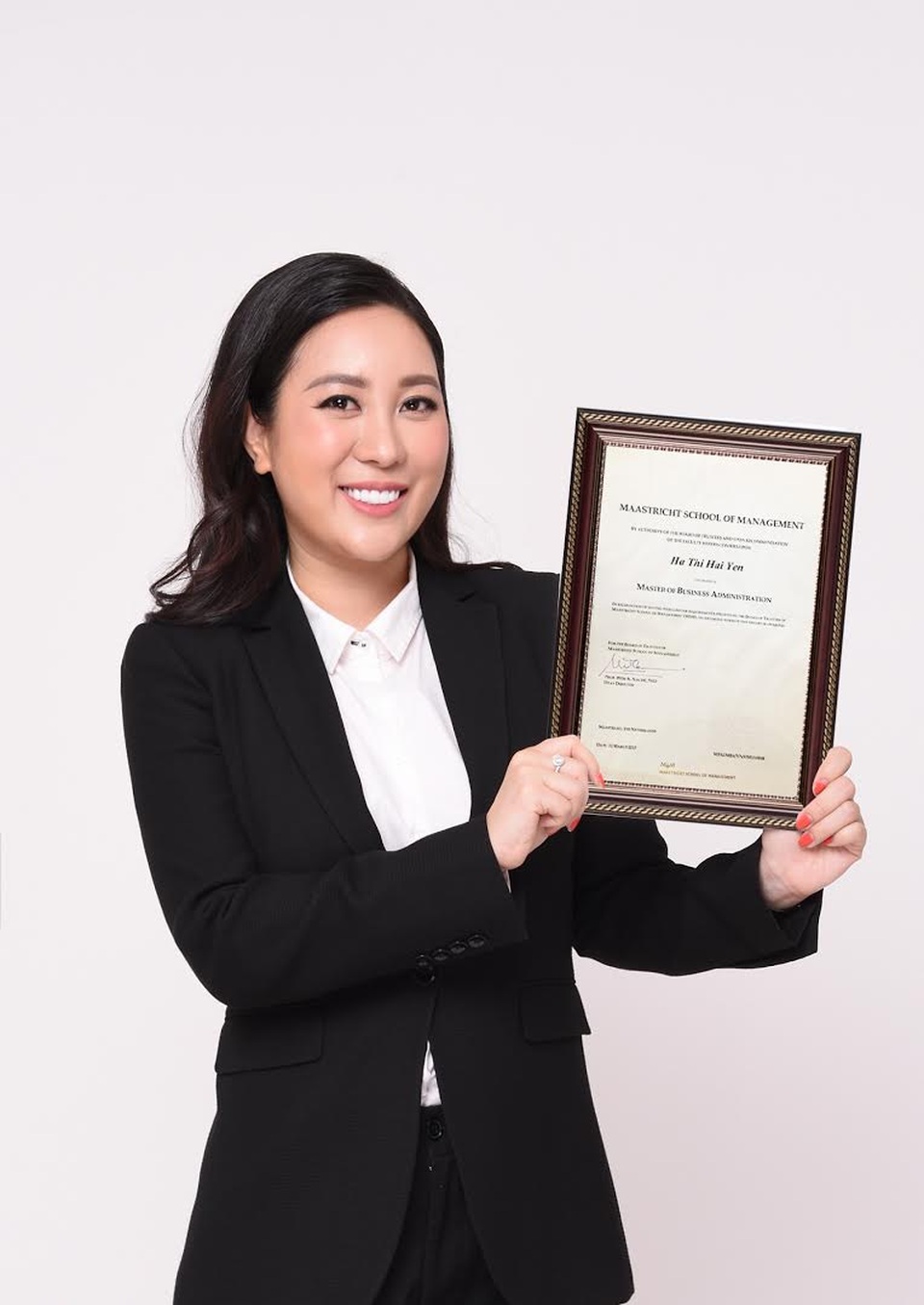 Hà Thị Hải Yến: “Tôi muốn đưa ngành làm đẹp Việt Nam ra bản đồ thế giới” - 1 Doanh nhân Hà Thị Hải Yến