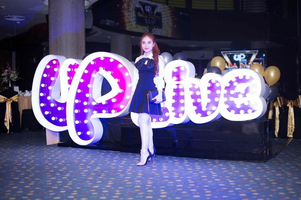 Uplive đánh dấu một năm thành công bằng buổi tiệc sang trọng - 1 Uplive đánh dấu một năm thành công bằng buổi tiệc sang trọng - 1