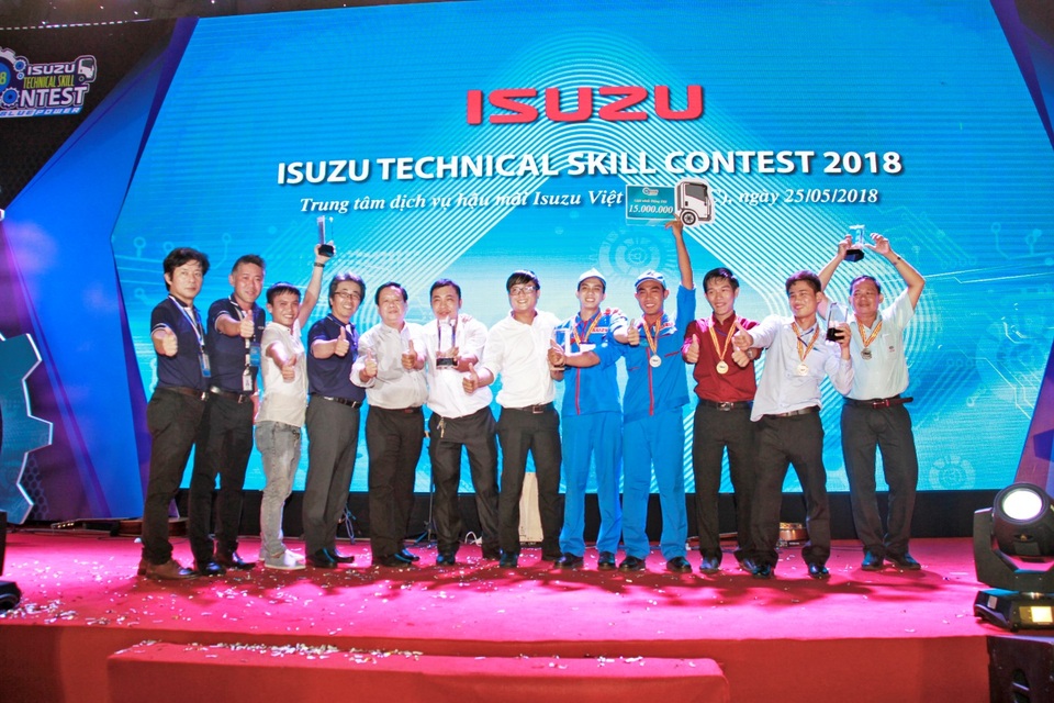 Isuzu Việt Nam tiếp tục phát triển toàn diện về hậu mãi - 7 Các gương mặt đạt giải cao tại cuộc thi