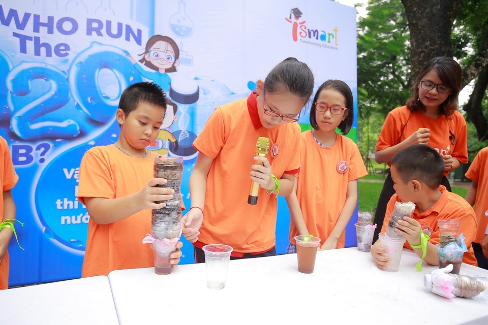Lớp học “5 giác quan” - 1 Lớp học “5 giác quan”