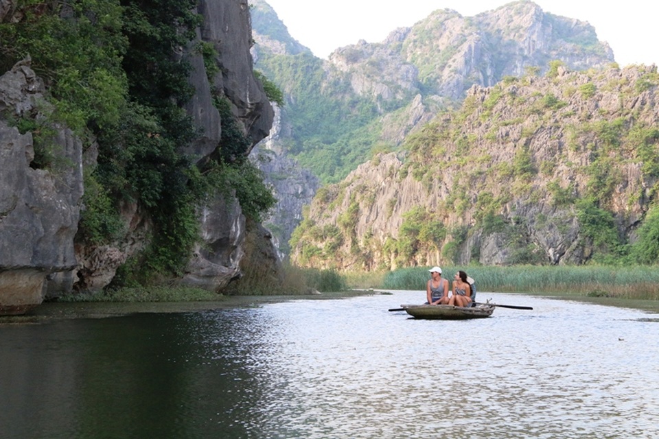 Cảnh sắc hoang sơ tuyệt đẹp ở đầm Vân Long - 12