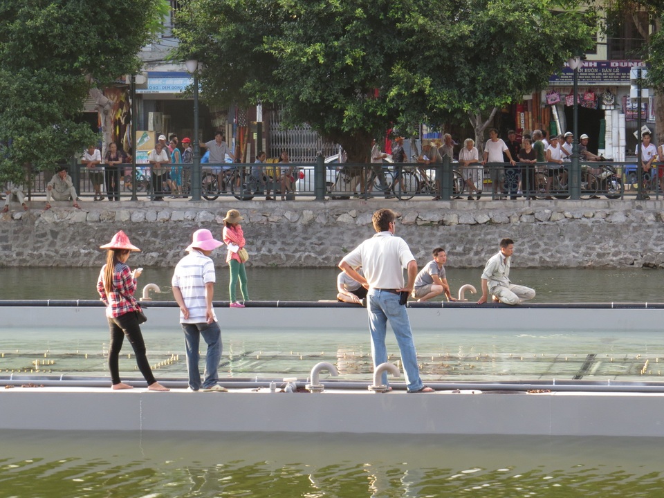 Cuối cùng công trình tai tiếng, lãng phí cũng được thành phố đưa ra quyết định dỡ bỏ sau khi đã chi trả 88 tỉ đồng cho nhà thầu
