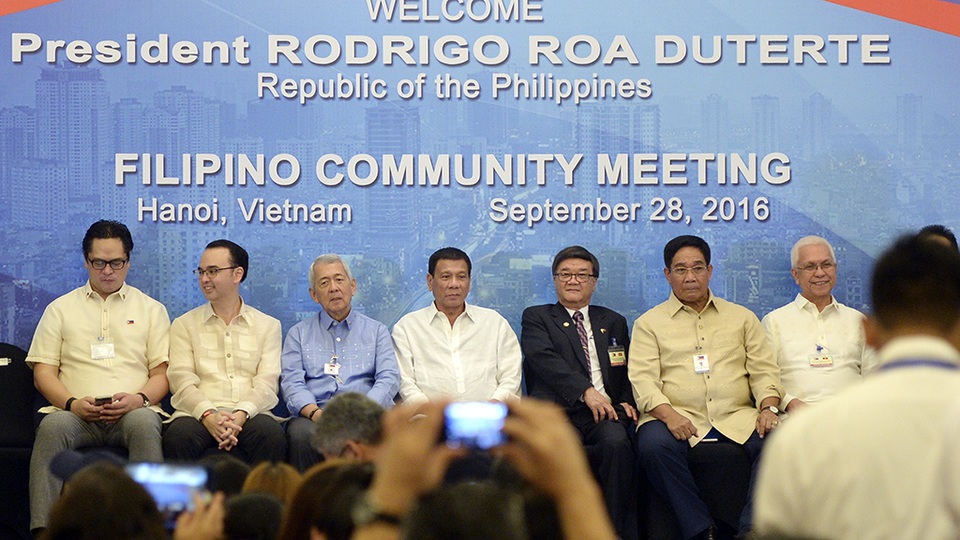Ông Duterte cho hay, ông cũng sẽ tới thăm Nga và trao đổi các biện pháp thúc đẩy hợp tác kinh tế giữa hai nước