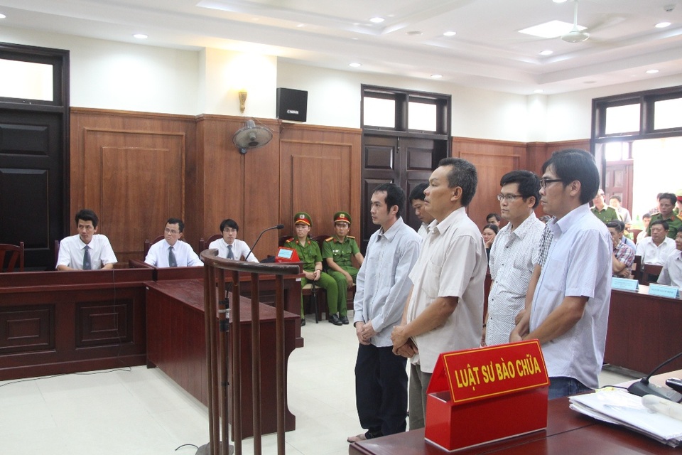 Các bị cáo tại phiên tòa