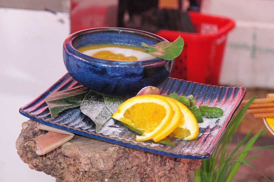 Các đầu bếp hào hứng tranh tài bên lề ABG5 - 8