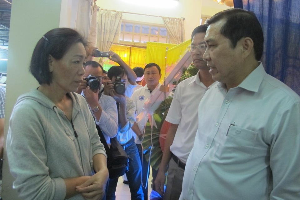 Chủ tịch UBND TP Đà Nẵng Huỳnh Đức Thơ chia buồn với mẹ của Dũng