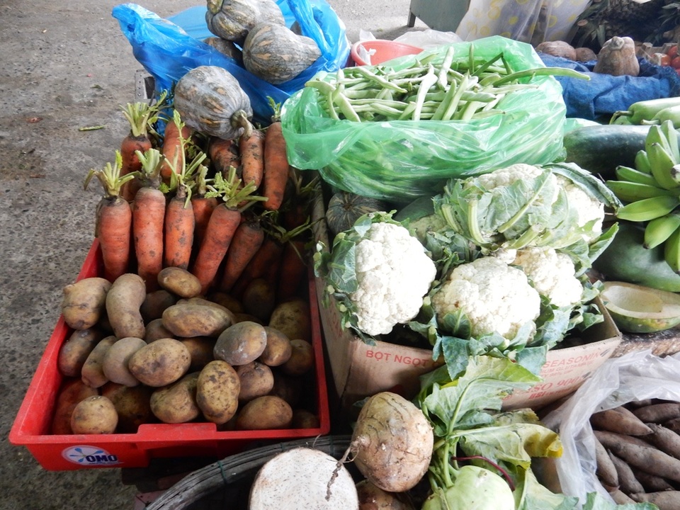 
... đến các loại củ đều tăng giá 
