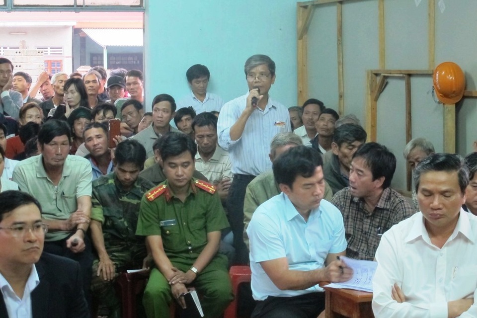 Người dân phản ánh việc hai công ty thép gây ô nhiễm môi trường trong thời gian qua