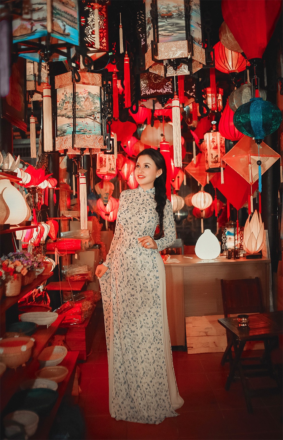 Say đắm với bộ ảnh độc đáo của Janny Thủy Trần ở Cố đô Huế - 4 Say đắm với bộ ảnh độc đáo của Janny Thủy Trần ở Cố đô Huế - 4