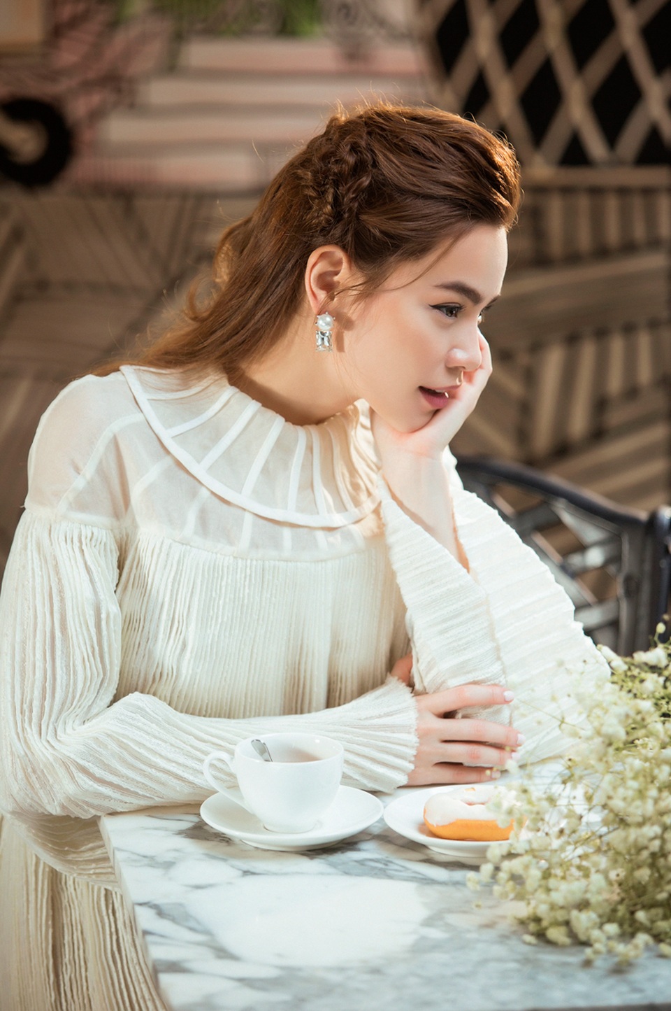 Hồ Ngọc Hà tung ảnh mới đầy kiêu sa quyến rũ - 2 Hồ Ngọc Hà tung ảnh mới đầy kiêu sa quyến rũ - 2
