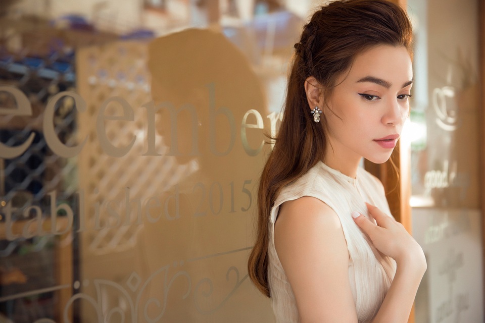 Hồ Ngọc Hà tung ảnh mới đầy kiêu sa quyến rũ - 8 Hồ Ngọc Hà tung ảnh mới đầy kiêu sa quyến rũ - 8