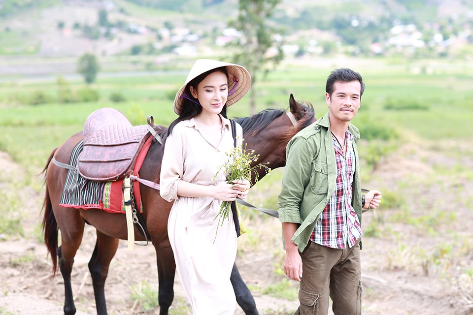 Angela Phương Trinh và bạn diễn mới nhất