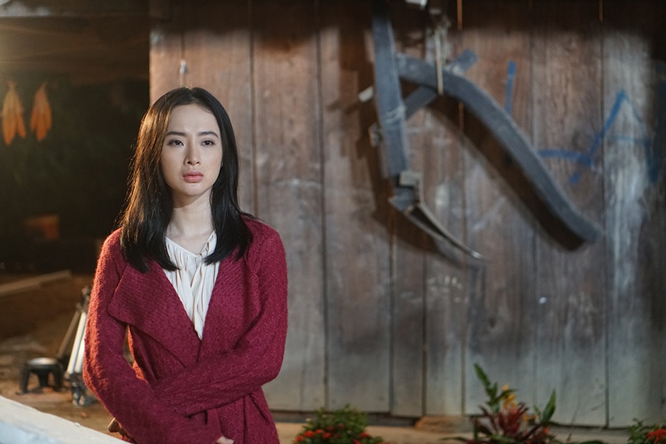 Angela Phương Trinh giản dị khi hóa thân cô giáo miền núi - 7