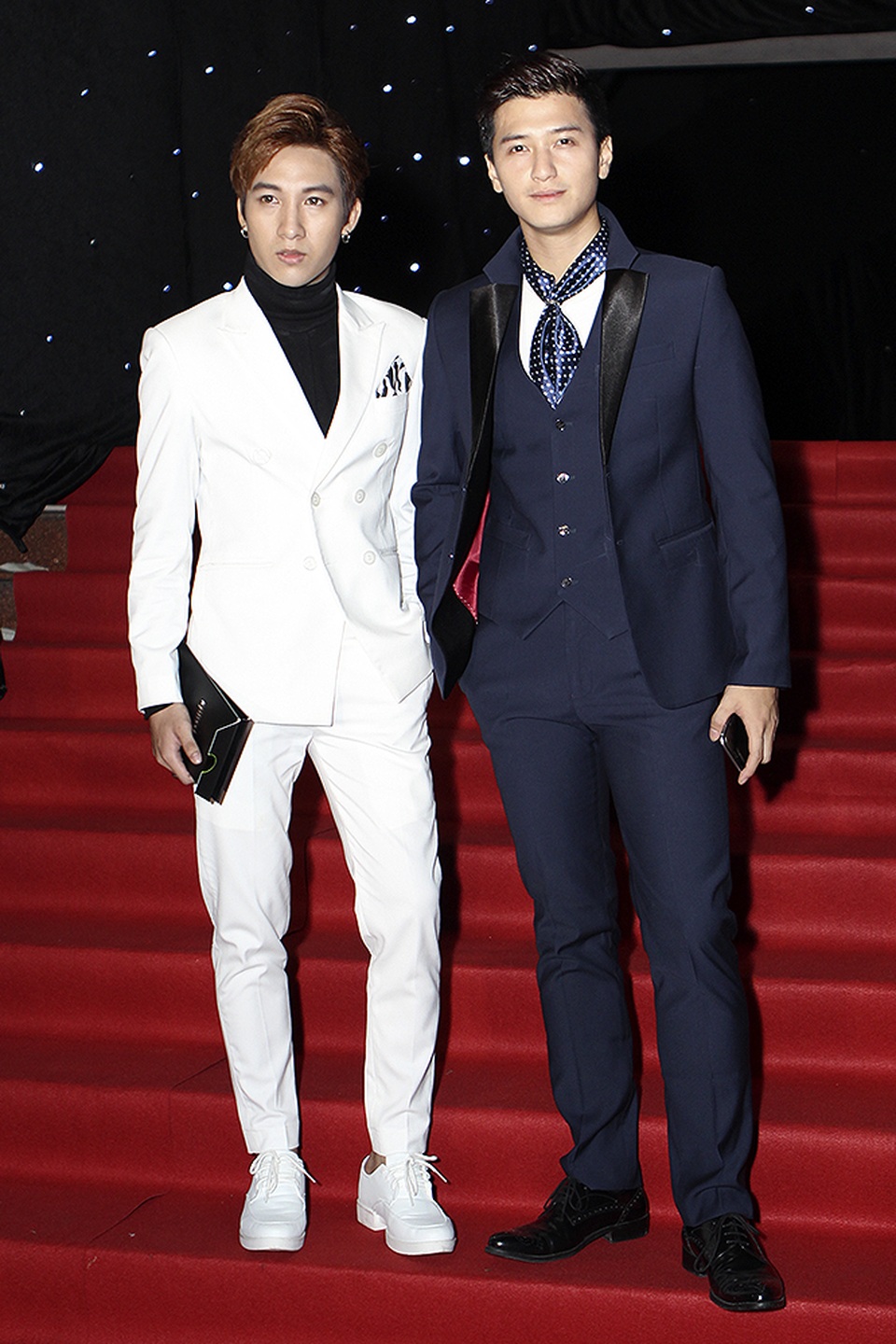 Sao Việt "tấp nập" trên thảm đỏ chung kết Next top model - 11 Diễn viên Huỳnh Anh (trái) không đi cùng bạn gái Hoàng Oanh