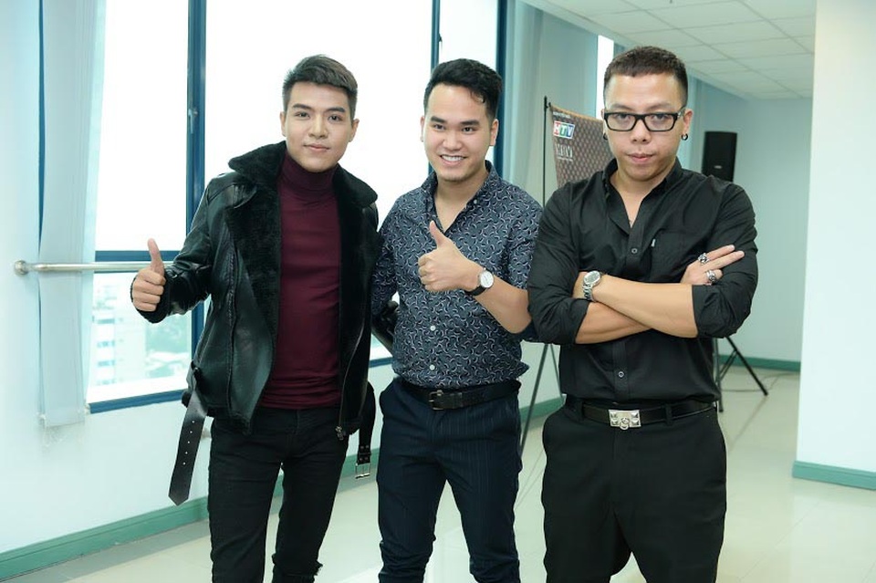 Thu Minh và Huy Tuấn tiếp tục song hành trên ghế nóng - 5 Thu Minh và Huy Tuấn tiếp tục song hành trên ghế nóng - 5
