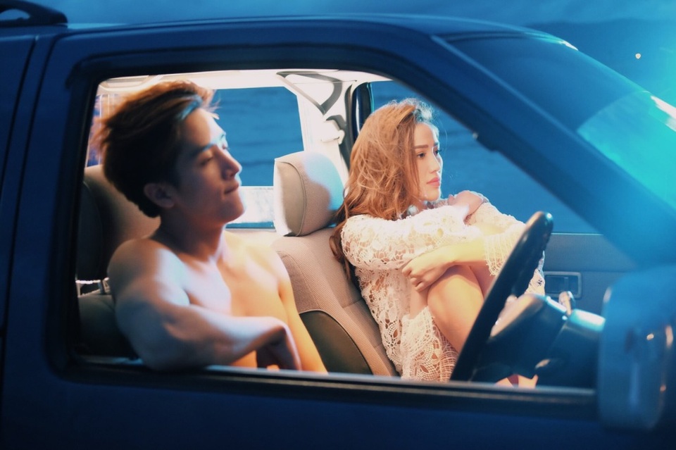 Trong sản phẩm lần này single - MV I Love You quay tại Malaysia - Bảo Thy xuất hiện với những hình ảnh vừa gợi cảm, vừa thần tiên nhưng pha chút hoang dại.