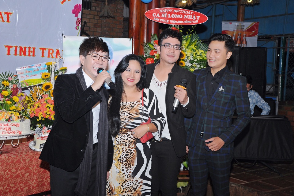 Ca sĩ Ngọc Ánh cùng người bạn song ca - Ngọc Tùng tham dự sinh nhật