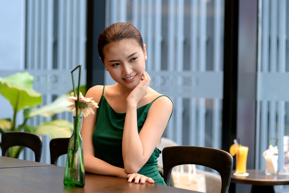 Nữ hoàng sắc đẹp Ngọc Duyên khoe lưng trần gợi cảm - 7 Đến thời điểm hiện tại, Ngọc Duyên vẫn còn rất hạnh phúc với thành công bất ngờ của mình từ cuộc thi Nữ hoàng sắc đẹp