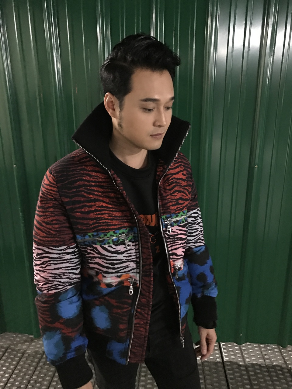 Ca sĩ Quang Vinh lui về ở ẩn trong khoảng thời gian khá dài ngay trong thời kỳ đỉnh cao khiến nhiều người tiếc nuối. Thế nhưng Quang Vinh cho biết khi đã không còn cảm xúc trong âm nhạc thì không muốn xuất hiện.