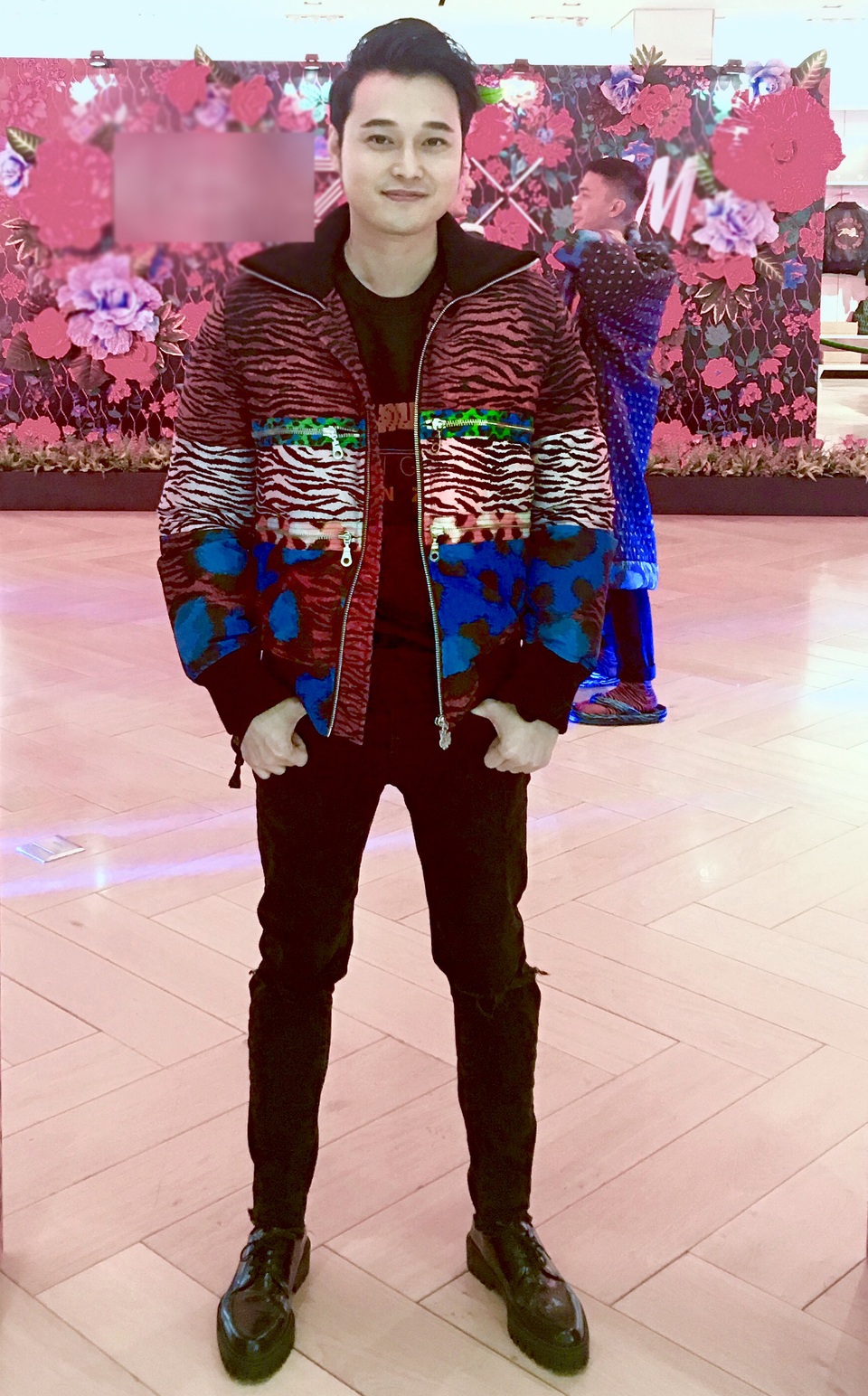 Thời gian gần đây, Quang Vinh bắt đầu xuất hiện tại một số sự kiện showbiz của những người bạn thân thiết.