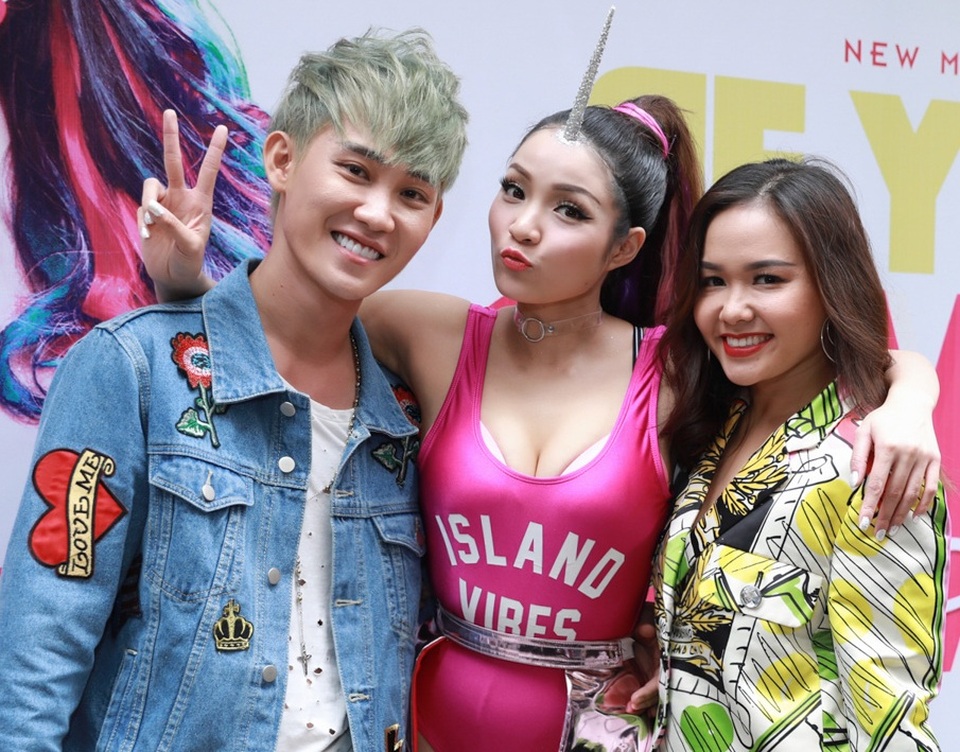 Thủy Top trở lại sexy, “không quan tâm” người ta nói gì - 5