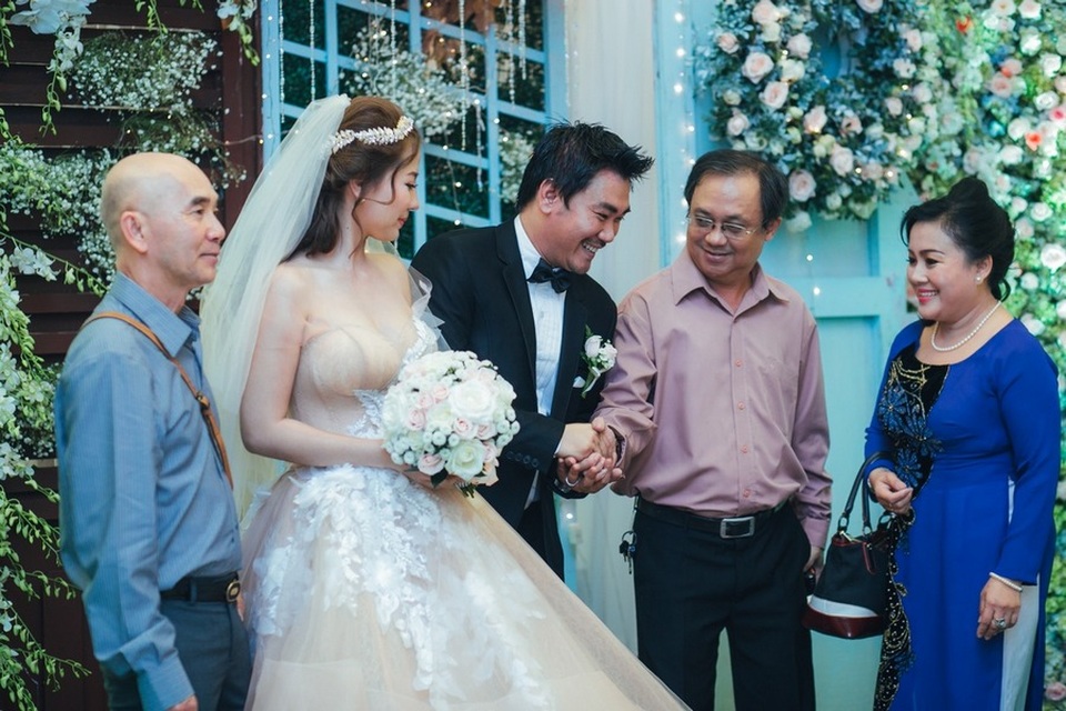 Khánh Hiền và đám cưới đẹp như cổ tích - 11 Khánh Hiền và đám cưới đẹp như cổ tích - 11