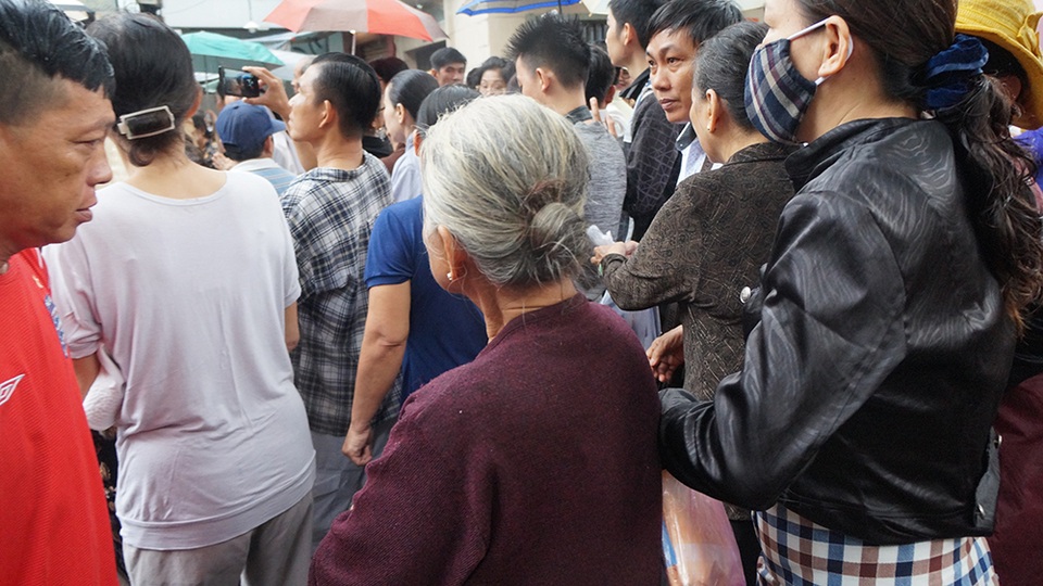 Khán giả yêu quý nghệ sĩ Út Bạch Lan không ít những mái đầu bạc phơ...