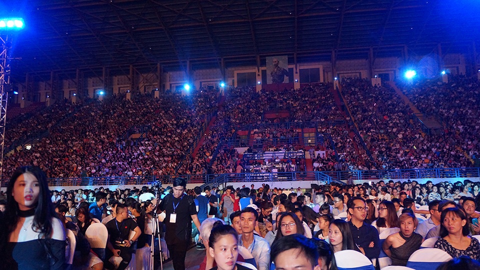 Noo Phước Thịnh “thú nhận” từng xin chữ ký vì hâm mộ Đông Nhi - 1