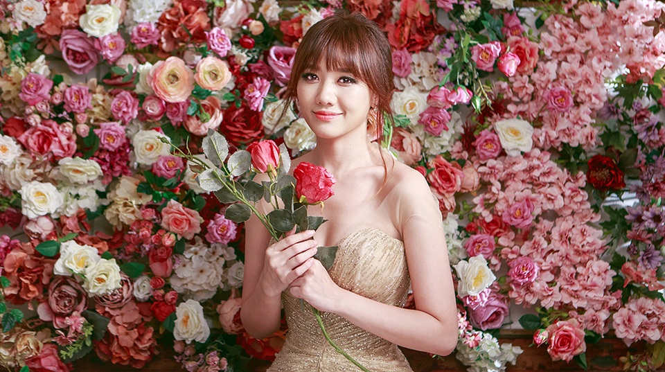 Hari Won tung ảnh cô dâu giữa tin đồn đám cưới - 2 Hari Won tung ảnh cô dâu giữa tin đồn đám cưới - 2