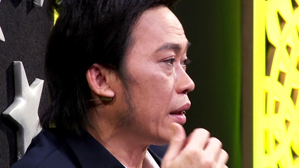 
Khán giả yêu mến anh không chỉ vì tên tuổi, lối diễn mà bởi cái gần gũi, chân chất, thật thà không khoảng cách - điều mà không phải một nghệ sĩ ngôi sao nào cũng làm được.
