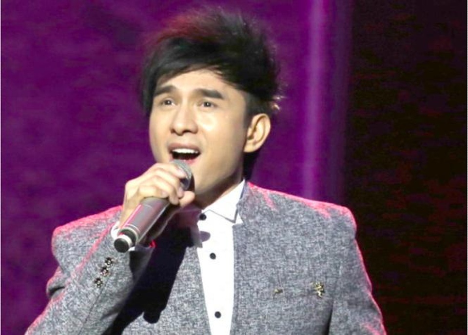 
Cũng như các ca sĩ khác, Đan Trường chỉ hợp khi đứng trên sân khấu ca nhạc
