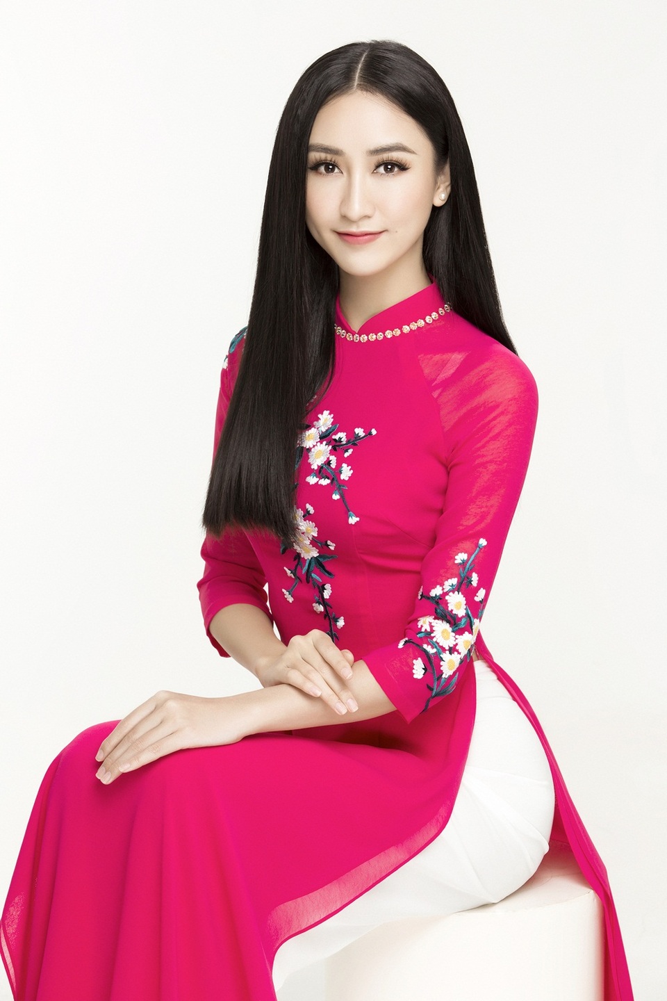 Hà Thu đại diện Việt Nam dự thi hoa hậu Trái Đất 2017 - 4 Hà Thu đại diện Việt Nam dự thi hoa hậu Trái Đất 2017 - 4