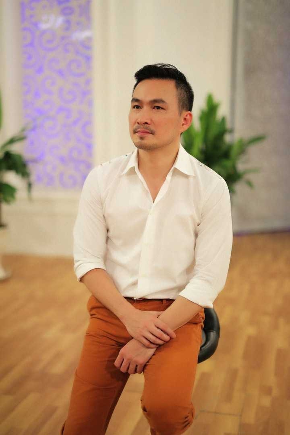 Cuộc sống ồn ào nhiều biến động của dàn sao phim “Cô gái xấu xí” - 7 Sau cuộc hôn nhân đổ vỡ với Thái Giang từ năm 1996, nam diễn viên tái hôn với người vợ thứ hai Hồng Loan và đón con trai đầu lòng.