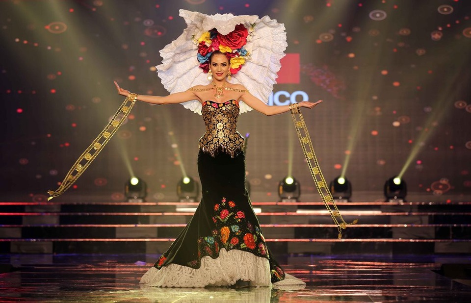 Mãn nhãn với trang phục dân tộc của thí sinh Miss Grand International 2017 - 6 Thí sinh đến từ Mexico mặc trên mình bộ trang phục đậm chất Mỹ La Tinh đầy ấn tượng