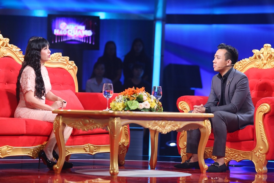 Thái Hòa, Kiều Minh Tuấn đều tỏ tình Cát Phượng bằng câu “Chị, em yêu chị” - 2 Cát Phượng kể lại khoảng thời gian Thái Hòa chưa thành danh và nguồn thu nhập khá thấp nhưng vẫn luôn mời cô ăn xôi từ cát-xê đóng vai quần chúng.