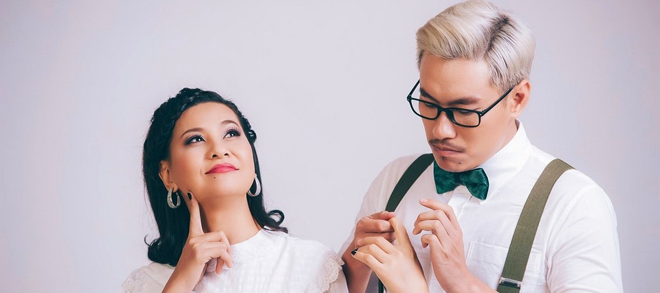Cát Phượng: “Tôi đau đớn khi nghĩ tới mình hơn Kiều Minh Tuấn 18 tuổi” - 2 Sau 4 năm theo đuổi, Kiều Minh Tuấn vẫn luôn kiên định với tình cảm của mình, anh từng thổ lộ rằng: “Tui không cần bà yêu vì tui chăm sóc cho Bom. Hãy đến với tui khi tình cảm của bà chân thành nhất”. Bởi mỗi ngày, anh đều chăm lo cho Cát Phượng và con trai cô từng miếng ăn giấc ngủ.